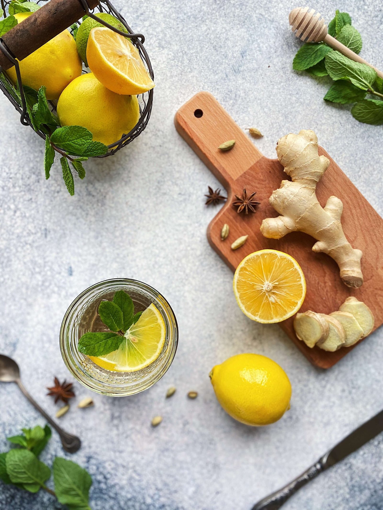 Read more about the article Improving Lemon Water with Curcumin, Ginger and Black Pepper